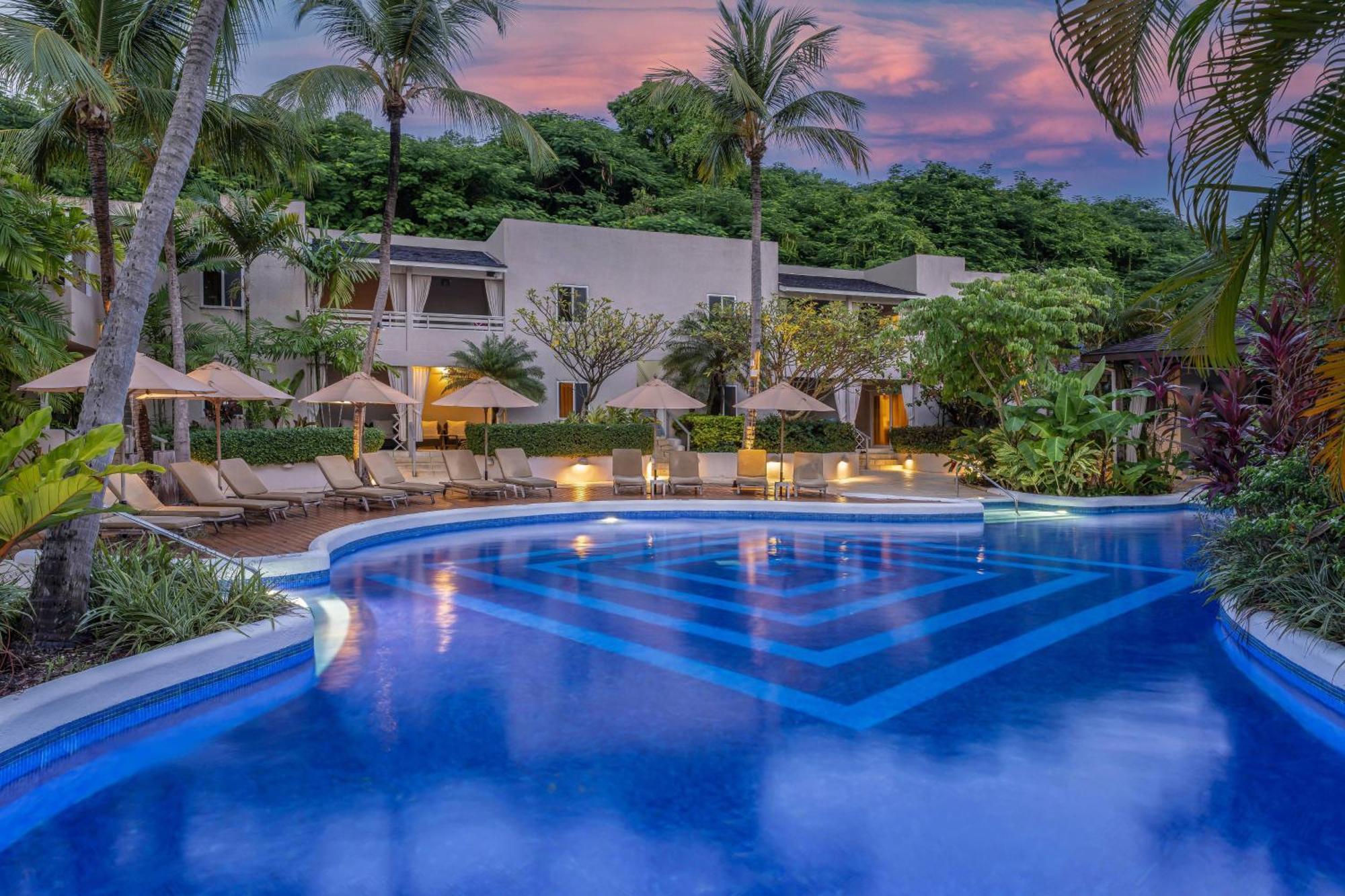 Waves Resort & Spa, Barbados, An Autograph Collection All-Inclusive Resort Saint James Extérieur photo