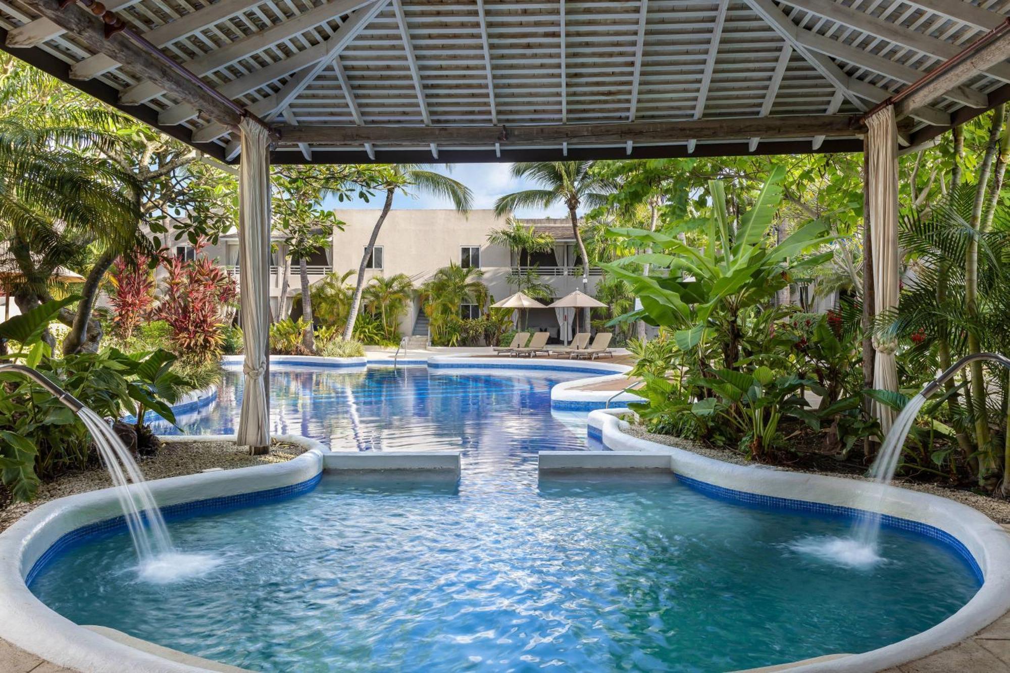 Waves Resort & Spa, Barbados, An Autograph Collection All-Inclusive Resort Saint James Extérieur photo